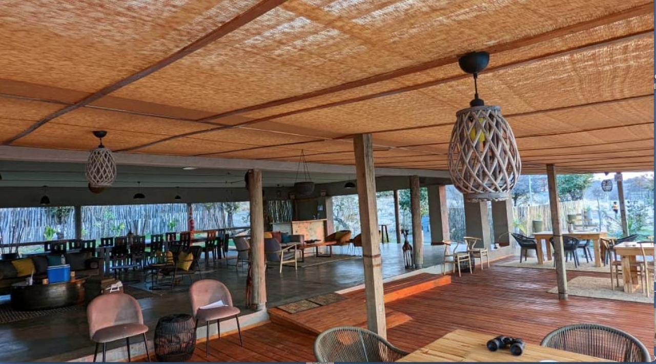 Xhabe Safari Lodge Chobe Muchenje Екстер'єр фото