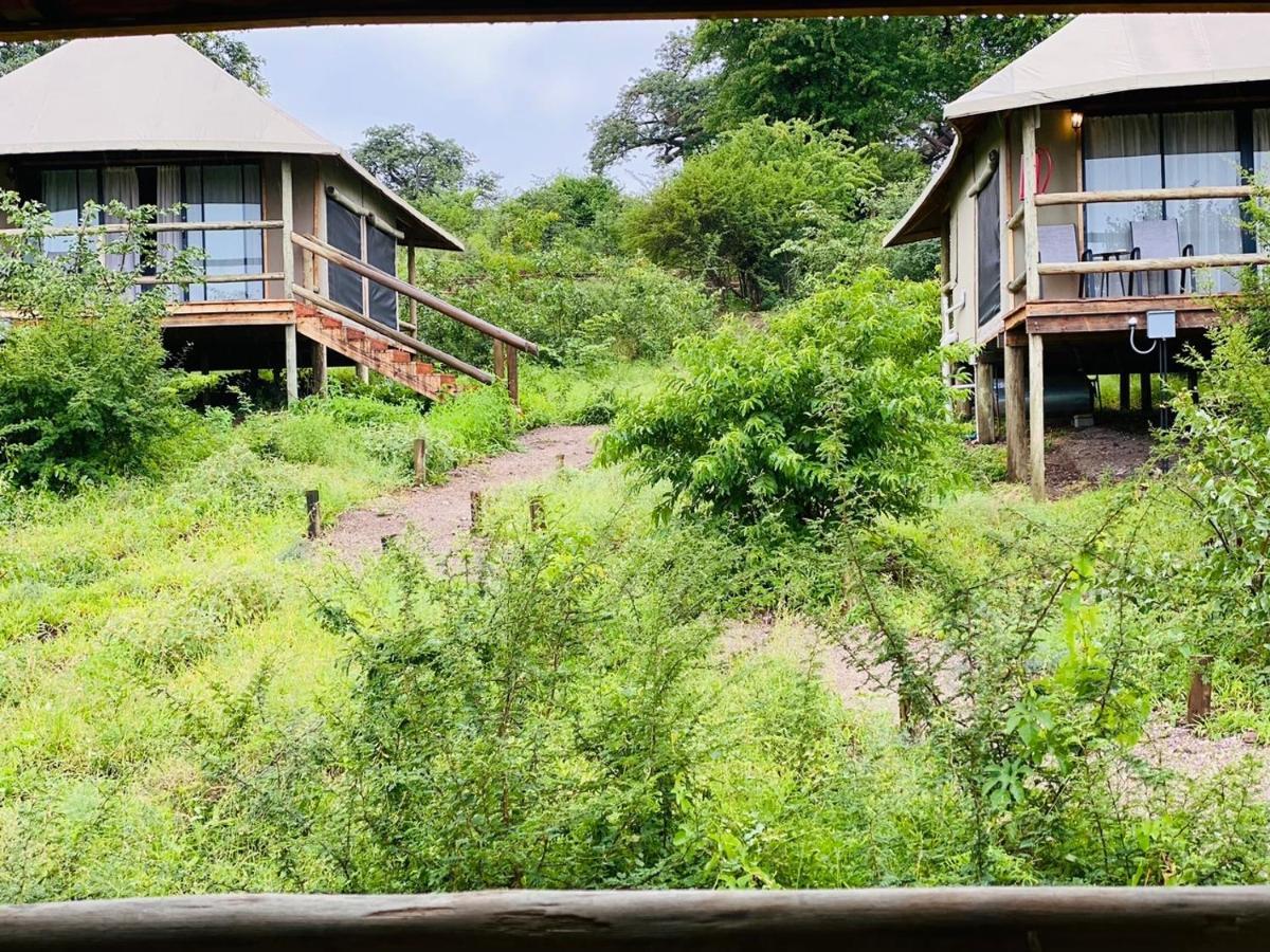 Xhabe Safari Lodge Chobe Muchenje Екстер'єр фото