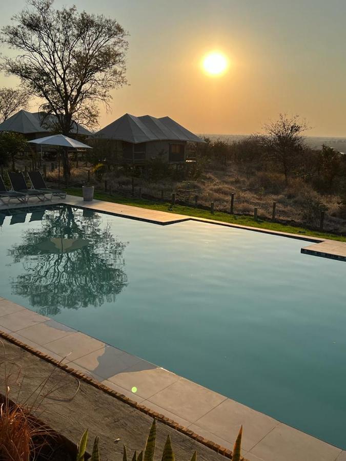 Xhabe Safari Lodge Chobe Muchenje Екстер'єр фото