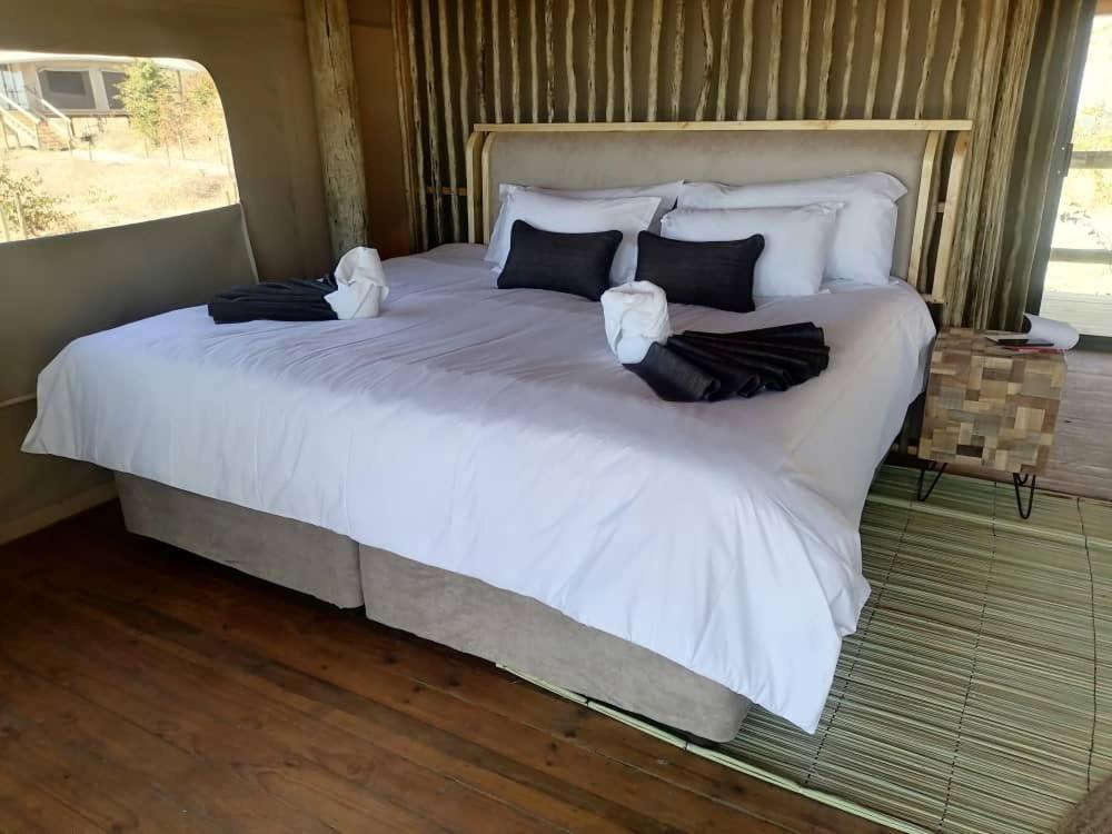 Xhabe Safari Lodge Chobe Muchenje Екстер'єр фото